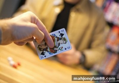 麻将胡了试玩：解锁真人桌游胜负规则，迈向太阳城理性娱乐