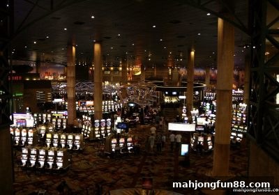英雄联盟竞猜闲庄玩法全攻略：麻将胡了试玩带你掌握理性分析秘诀