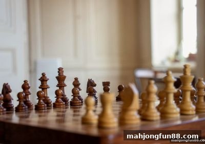 从德州扑克战术到麻将胡了试玩：掌握牌桌博弈的核心技巧